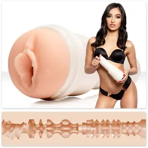 Comparateur de prix : Fleshlight Masturbateur Fleshlight Emily Willis vagin Squirt