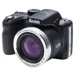 Comparateur de prix : Kodak PixPro AZ422 - Noir + Kokdak Zoom Optique X42 24-1008mm f/2.3 f/2.3
