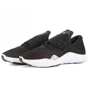 Nike S H Basketball Chaussures - Jordan Relentless - Taille 42 pas cher