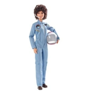 Poupée Barbie Inspiring women Sally Ride pas cher