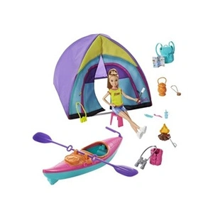 Mattel Barbie set de jouets Stacie colonie de vacances pas cher