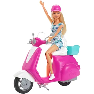 Comparateur de prix : Barbie - Barbie et Son Scooter - Coffret Poupée Mannequin - 3 ans et + GBK85