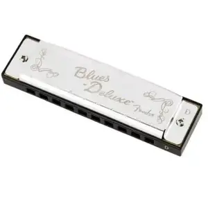 Comparateur de prix : Fender Blues Deluxe Harmonica, Clé de D, 10 Trous, Nickel Chrome, Étui Inclus