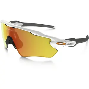 Comparateur de prix : Lunettes Oakley Radar EV Path blanc polished avec verres Fire Iridium