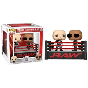 FUNKO WWE-POP MOMENTS-THE ROCK VS STONE COLD IN pas cher