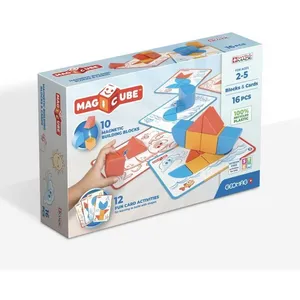 Geomag Blocs magnetiques magicube et cartes couleur - 16 pieces 302 pas cher