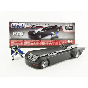 JADA TOYS Batman Animated Series - Batmobile métal 1/24 avec figurine