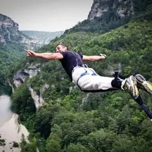 Saut à l’Élastique près d'Orange pas cher
