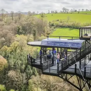 Saut Pendulaire depuis un Viaduc près de Caen