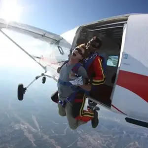 Saut en Parachute près de Bourg-en-Bresse