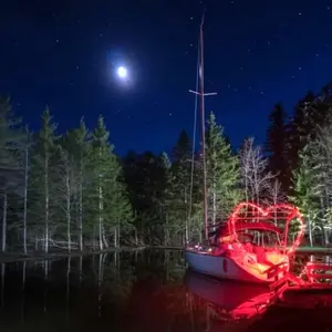 Nuit Insolite en Bateau avec Spa Privatif à St-Pierre-d'Argençon pas cher