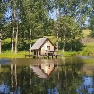 Nuit en Cabane sur L'Eau dans le Morvan pas cher