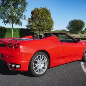 Pilotage pour Enfant en Ferrari F430 Spider sur le Circuit de Thurigne...