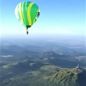 Vol en Montgolfière - Survol des Volcans d'Auvergne