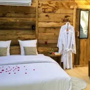 Nuit en Bulle avec Spa Privatif près de Sarlat