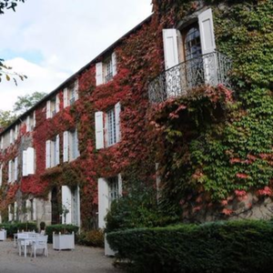 Week-end Romantique au Château d'Ayres dans les Cévennes pas cher