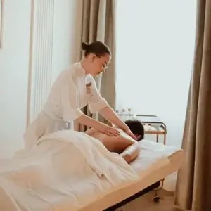 Spa et Soins avec Petit-Déjeuner à La Maison Rouge à Strasbourg