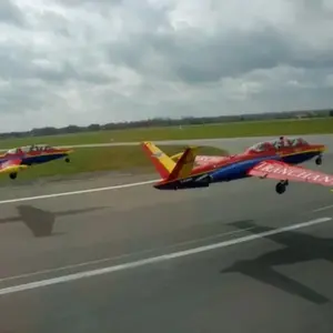 Vol en Avion de Chasse en Patrouille à Orléans pas cher