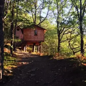 Nuit en Cabane Familiale près de Tulle