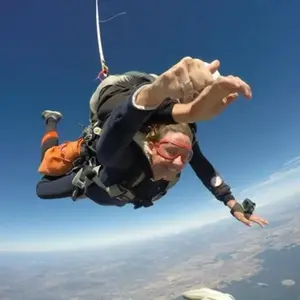 Saut Parachute en Tandem près de Dijon