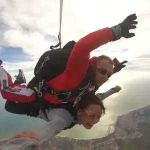 Saut en Parachute à La Roche-sur-Yon