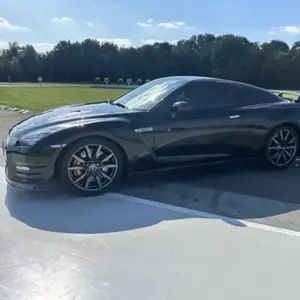 Pilotage pour Enfant en Nissan GTR près de Montpellier