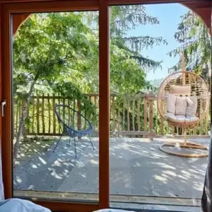 Nuit en Cabane dans les Arbres avec Spa Privatif près de Chaumont
