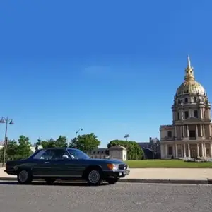 Balade en Voiture de Collection à Paris