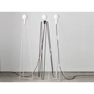 Lampadaires d'intérieur : GRUPA MODEL pas cher