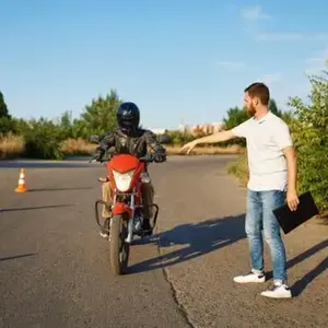 Permis Moto à Compiègne