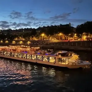 Balade en Bateau et Dîner sur la Seine à Paris pas cher