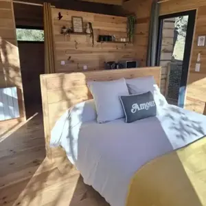 Cabane sur Pilotis à Ansignan