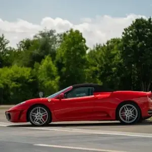 Pilotage pour Enfant en Ferrari F430 Spider près de Dax