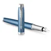 Image de Parker IM stylo plume | Bleu gris Premium avec attributs chromés | Pointe fine avec cartouche d’encre bleue | Coffret cadeau