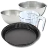 Image de Zenker 9380650 Set Moule à Quiche Lorraine 30 cm en Acier Inoxydable, Antiadhésif Téflon, Tartes, 2 Bols à Mixer Inox 20,5 et 25 cm, Verre Mesureur Plastique 1 L, Spatule Silicone, Noir