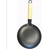 Image de Baumalu - Poêle à frire fonte légère Roc induction noir/bois - D.24 cm OS