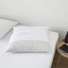 Image de DODO - Lot de 2 Protège-oreillers - Absorbant Blanc - Format Carré 60x60 cm - Traitement Anti-rétrécissement Sanfor - 100% Coton - Doux et Silencieux - Lavable 60°C