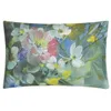 Image de Taie d'oreiller imprimée en Satin de Coton, Gladys Blossom, 50 x 75 cm, Designers Guild, Vert Moyen