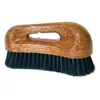 Image de Brosse violon en résine vernie garnissage soie naturelle Gerlon