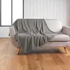 Image de Douceur d'intérieur - Plaid bouclette unie Wooly gris - 125x150 cm 125x150 cm
