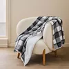 Image de Douceur d'Intérieur, Plaid (125 x 150 cm) Ecossais Anthracite, Tartan et Sherpa