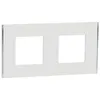 Image de Plaque de finition 2 postes Schneider Electric Unica Déco Subtile NU600440 coloris blanc avec liseré argent l.159,6 x P.10,25 x H.85 mm