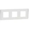Image de Plaque de finition 3 postes Schneider Electric Unica Déco Subtile NU600640 coloris blanc avec liseré argent l.230,6 x P.10,25 x H.85 mm