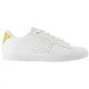 Image de LE COQ SPORTIF - LUCIE - Baskets Femme - Taille 38 - Optical White | Tige cuir · Doublure textile · Semelle caoutchouc · Amorti à chaque appui · Accroche sol sec et humide · Logo du Coq