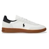 Image de Polo Ralph Lauren pour homme. 809961181001 Baskets Bedford en cuir et daim blanc (39), Plat, Lacets, Casuel