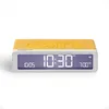 Image de Lexon Flip Classic réveil Matin Lumineux, réversible avec Faces on Off et Fonction Snooze, à écran LCD et Lumière Tactile, Rechargeable par USB-C - Jaune Glossy
