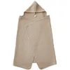 Image de BB&Co Maxi cape de bain en coton gaufré avec capuche (Latte)   Douce, absorbante et pratique dès la naissance   Capuche et biais en popeline de coton   Dimensions : 125 x 74 cm
