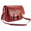 Image de Tony & Paul. Besace. PAMELA, Cuir. Cuir marron-rouge - Uni - FABRIQUE EN ITALIE.