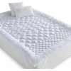 Image de IDMarket - Surmatelas 140x190 CM Sacha 7 Zones de Confort épais et Moelleux 600 GR
