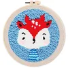 Image de Figured'Art Punch Needle Kit Complet pour Adultes et Enfants - Petit Renne - Parfait pour Débutant. Set prêt à broder taille 20x20cm avec cadre circulaire